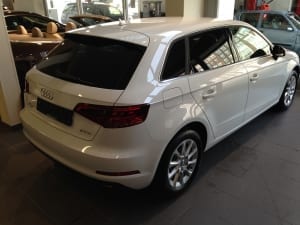 Audi A3 spotback blindering ramen