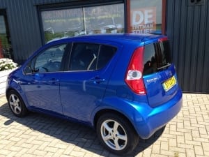 Suzuki Splash blauw blindering ramen