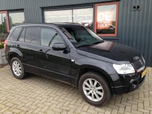 Suzuki Vitara blindering ramen