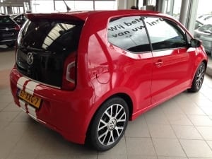 Volkswagen Up rood blindering ramen