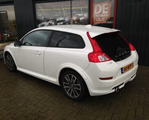 Volvo C30 wit blindering ramen voor 02