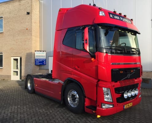 R van Puffelen algemeen