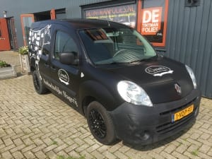 Renault Kangoo zijdeglans zwart wrap met reclame Groot Slagerij-7