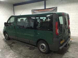 Renault Trafic blinderen ramen-1